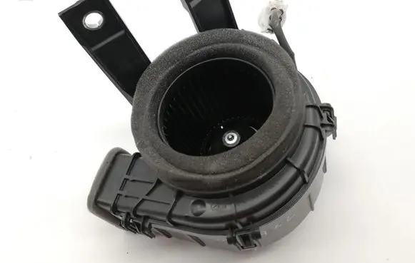 Toyota C-HR I Engine control unit/module fan G923047050