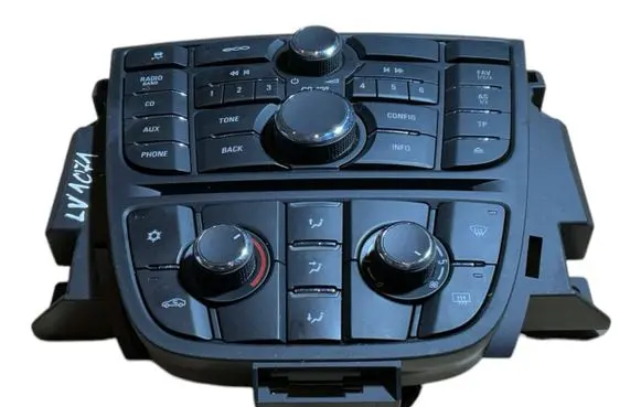 Head unit multimedia control