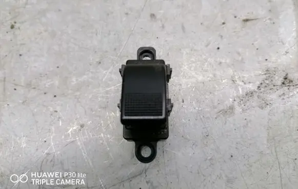 Mazda 6 Electric window control switch