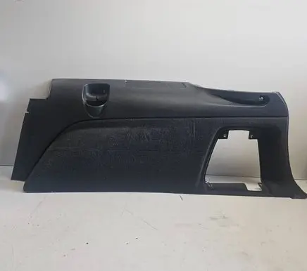 Audi Q7 4L Trunk/boot side trim panel 4L0863880