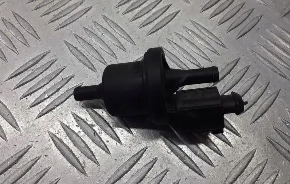 Skoda Fabia Mk1 (6Y) Valve 0280142345
