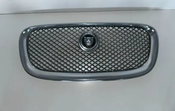Jaguar XF Front bumper upper radiator grill 9X238A100AA 9X238B271BA 9X238A100BA