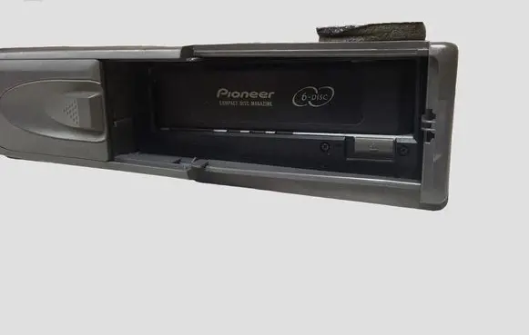 Seat Alhambra (Mk1) Radio/CD/DVD/GPS head unit CDXP670