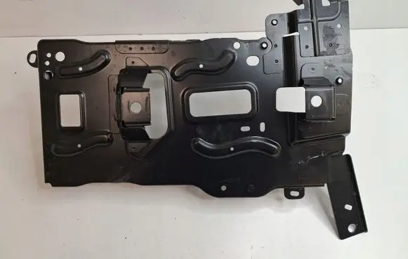 Peugeot 5008 III Battery box tray 9844868680