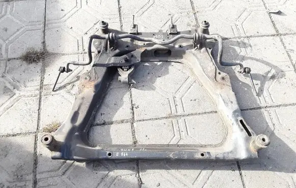 Nissan Juke I F15 Front subframe