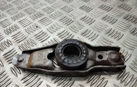 Volkswagen Golf VII Clutch release arm fork 02J141703C