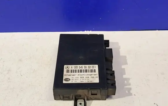 Mercedes-Benz Sprinter W906 Tow bar trailer control unit/module A1695455632
