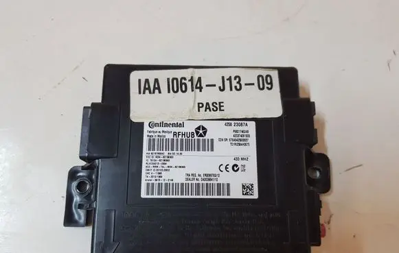 Dodge Durango Keyless (KESSY) go control unit/module P68217462AB 68217462AB