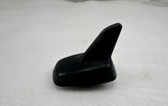 Volkswagen Tiguan Aerial GPS antenna 5Q0035507 5Q0035507P