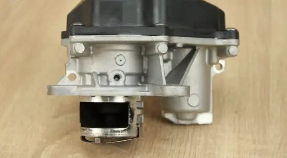 Volkswagen Arteon EGR valve 05L131501N