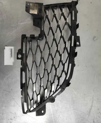 Renault Zoe Front bumper lower grill 622553535r