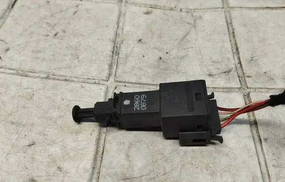 Audi A2 Brake pedal sensor switch 1J0945511A