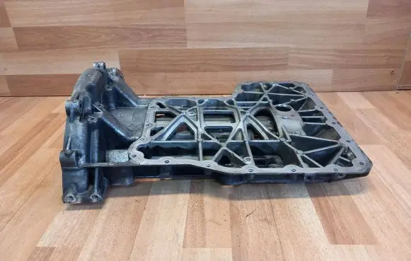 Oil sump