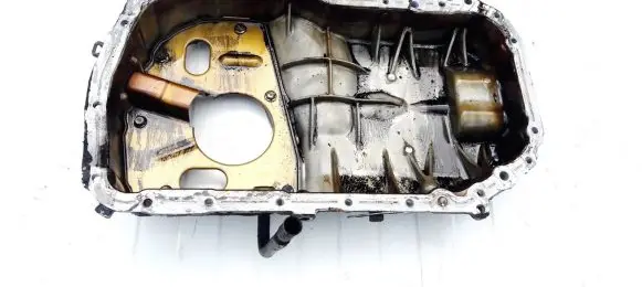 Mitsubishi Carisma Oil sump