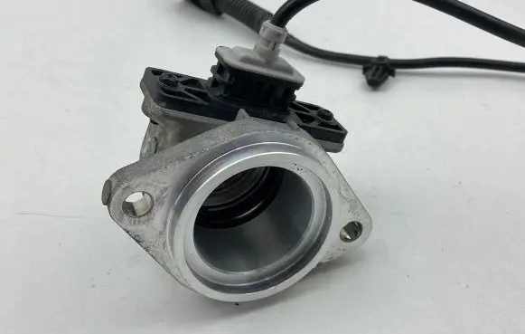 Toyota RAV 4 (XA50) Steering rack control module 02140