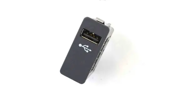 Mini Clubman F54 AUX in-socket connector 6820397 84106820397