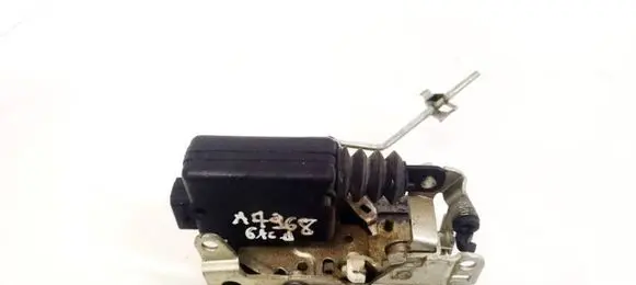 Dacia Sandero Rear door lock