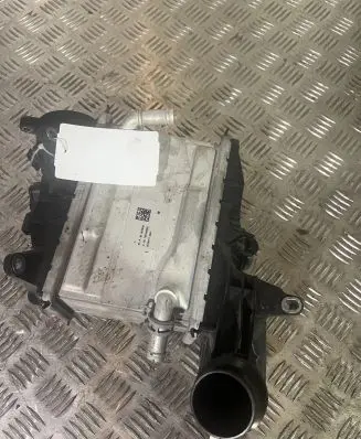 Volvo XC60 Intercooler radiator 32138750
