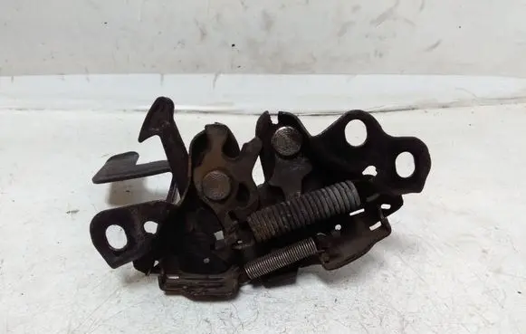 Nissan Juke I F15 Engine bonnet/hood lock/catch