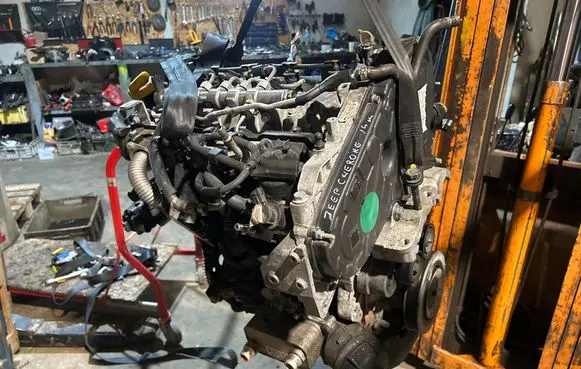 Jeep Cherokee Engine 00552724870 LAU61