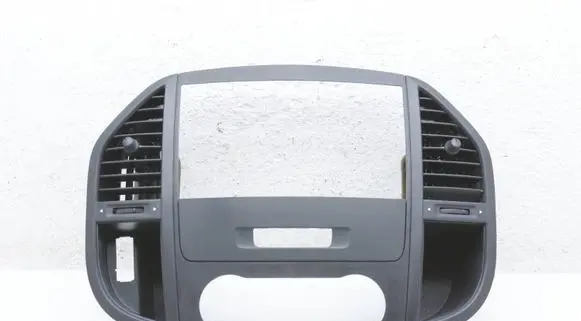 Mercedes-Benz Vito Viano W447 Radio/GPS head unit trim A4476890011