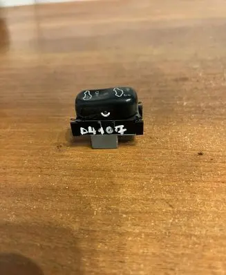 Mercedes-Benz CLK A208 C208 Other switches/knobs/shifts 2108201710 D4107