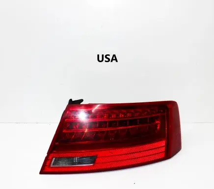 Audi A5 8T 8F Rear/tail lights 8T0945096J