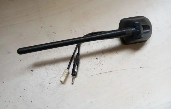 Mitsubishi Outlander Bluetooth antenna 