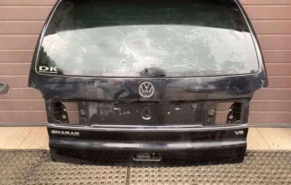 Tailgate/trunk/boot lid