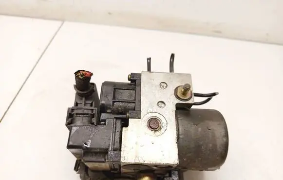 Audi A4 S4 B5 8D ABS Pump 0273004281