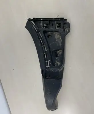 Volvo XC90 Front bumper mounting bracket 08620564
