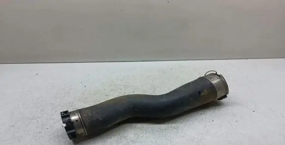 BMW 5 F10 F11 Intercooler hose/pipe