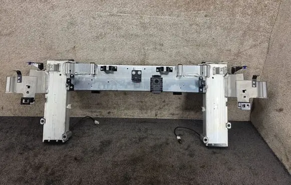 BMW M4 F82 F83 Convertible roof roll over bar 7290646
