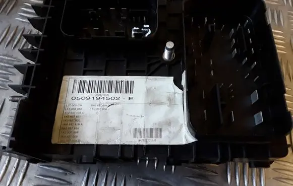 Audi A3 S3 8P Comfort/convenience module 1K0937124K 014189861 0509194502E
