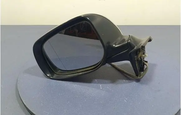 Toyota Auris 150 Front door electric wing mirror