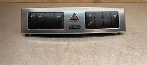 Mercedes-Benz C W203 Hazard light switch 2038215781 33635401 40167288001