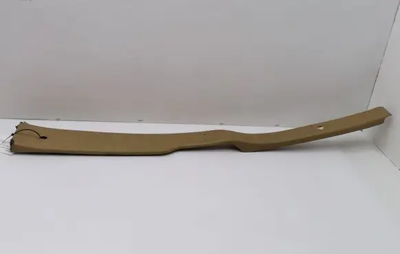 Mercedes-Benz 250 280 C CE W114 (B) pillar trim (top)