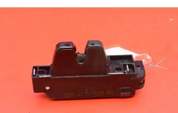 Peugeot 807 Tailgate/trunk/boot lock/catch/latch 9652301980
