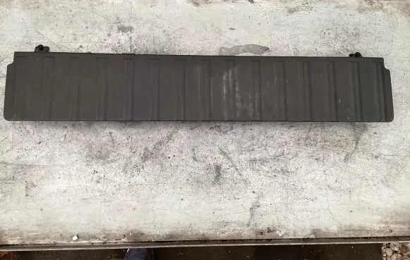 Trunk/boot lower side trim panel