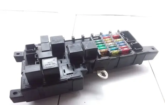 Volvo S80 Fuse module 9452993 518322110