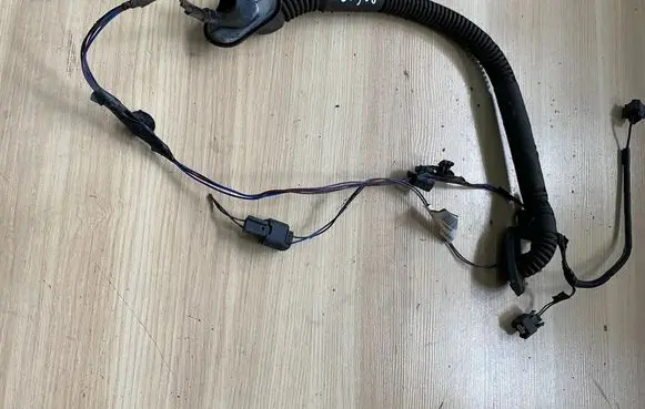 Renault Master III Rear door wiring loom 240525418R