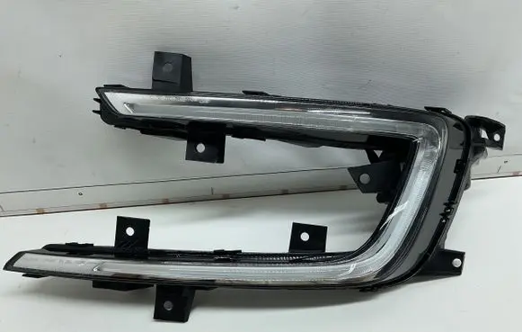 Volkswagen Golf VII Front fog light