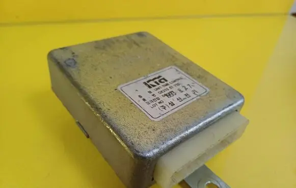 KIA Sephia Other control units/modules 0K21367720