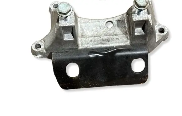 Mercedes-Benz SL R230 Gearbox mounting bracket A2112420340