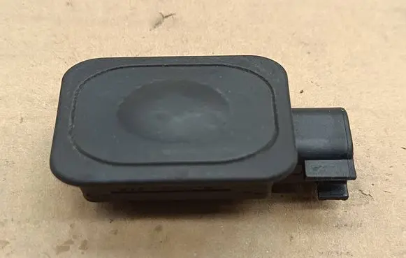 Ford Mach-E I Tailgate opening switch GB5T14K147CA