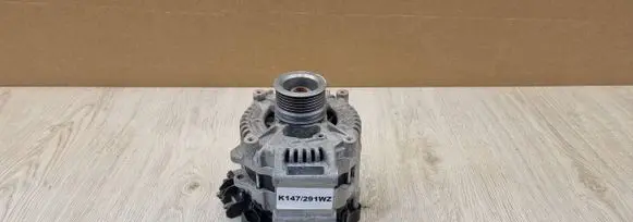 Audi Q3 Generator/alternator 06M903030A