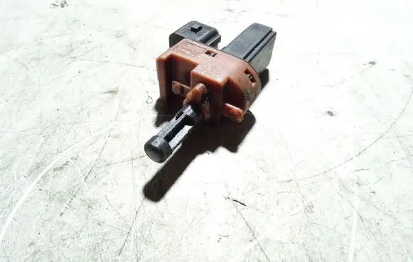 Clutch pedal sensor