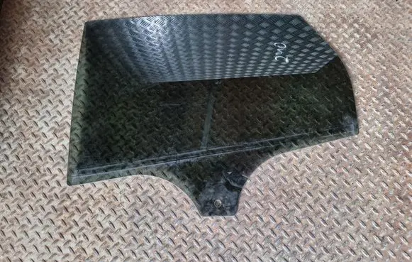 Ford Focus Rear door window glass BM51A25713C