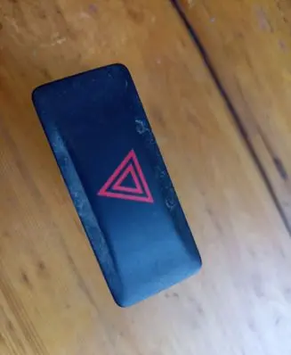 Nissan X-Trail T31 Hazard light switch