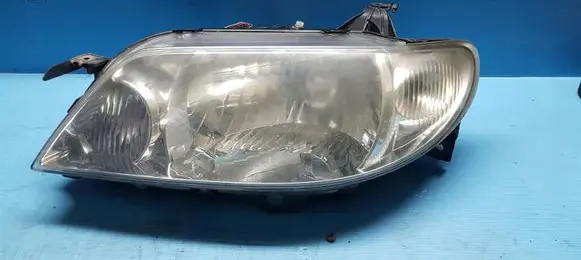 Mazda 323 F Headlight/headlamp